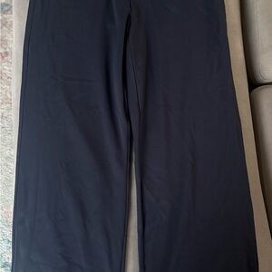 HALARA Navy Wide-Leg Pants